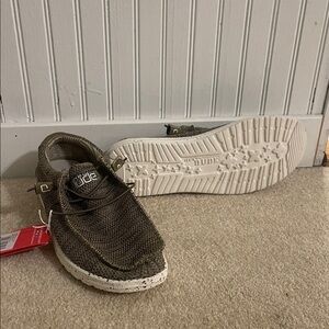 Hey Dude Men's Loafers - Olive and White